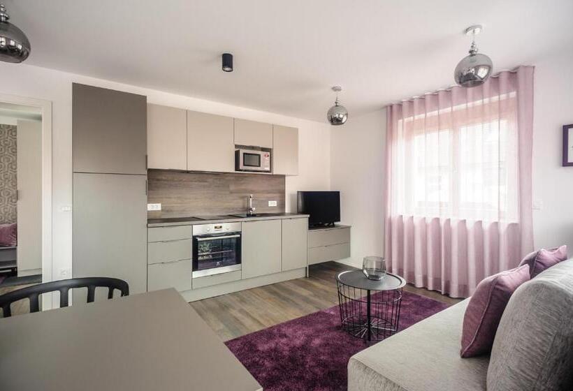 آپارتمان 1 خوابه با بالکن, Apartments Villa Tatiana