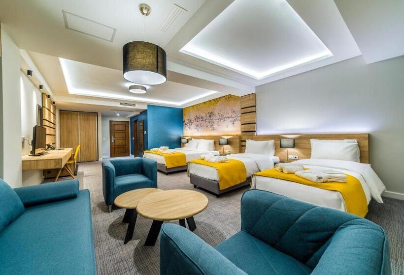اتاق لوکس, Unique   Resort And Spa