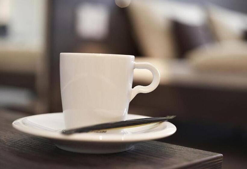 غرفة قياسية فردية, Eee Hotel Traun