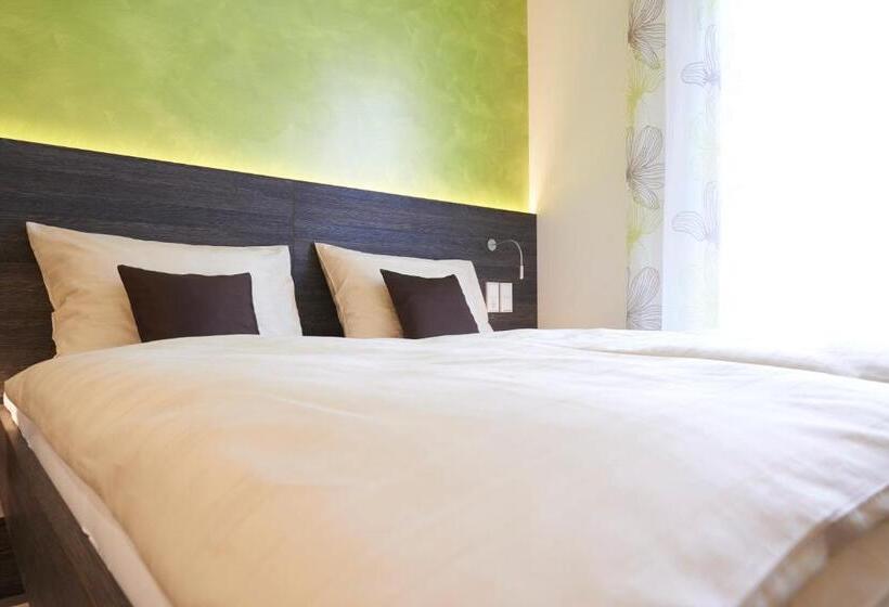 اتاق استاندارد برای معلولان, Eee Hotel Traun
