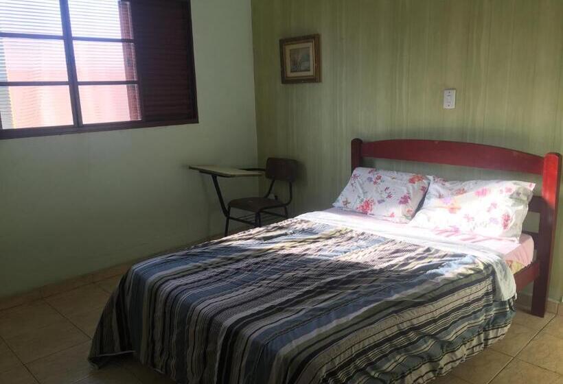 Номер Deluxe, Hostel Brigadeiro Jordao
