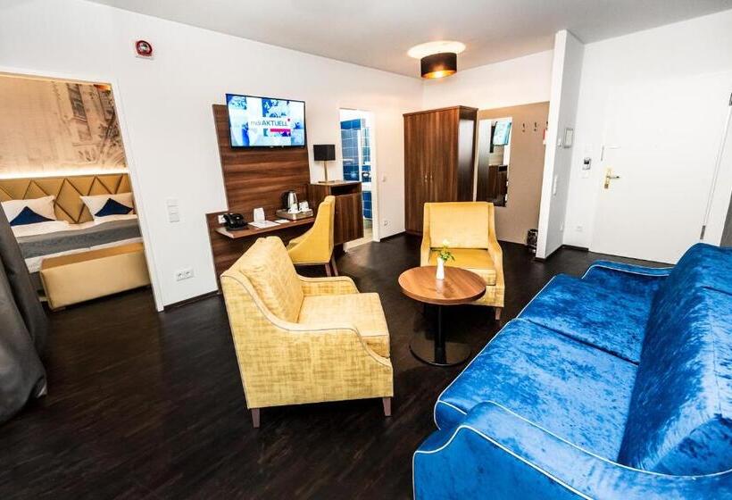Полулюкс, Best Western Plus Royal Suites