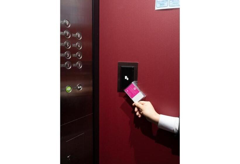 Студия Стандарт, Torifito Hotel&pod Kanazawa Hyakumangoku Dori