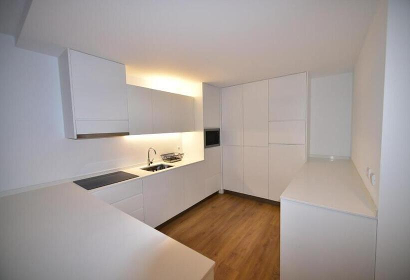 침실 3개 아파트, Xenon Urban Apartments