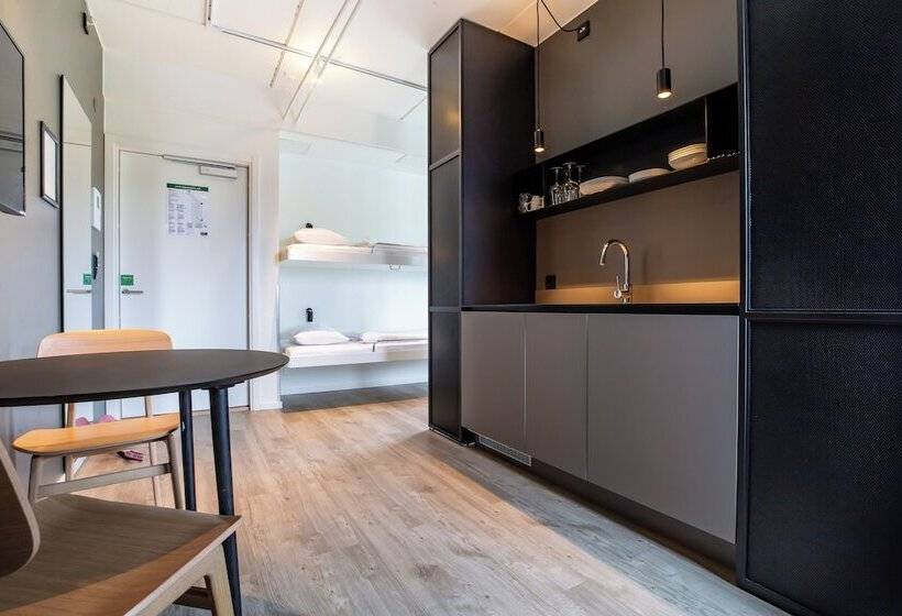 Студия Стандарт, Stockholm North By First Hotels
