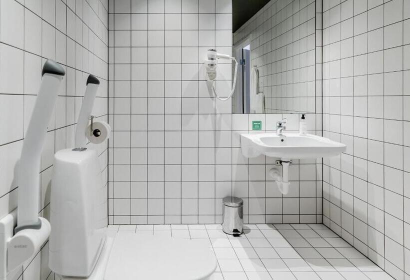 Номер Стандарт Индивидуальный, Stockholm North By First Hotels