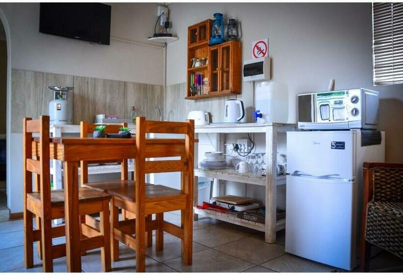 Семейный Номер, Grace S Place