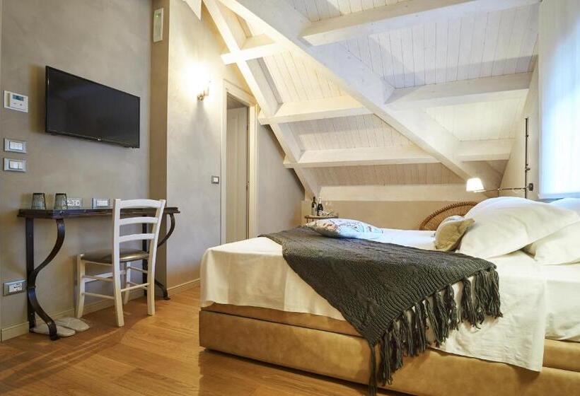 Четырехместный Номер Стандарт, Relais Villa Miraglia