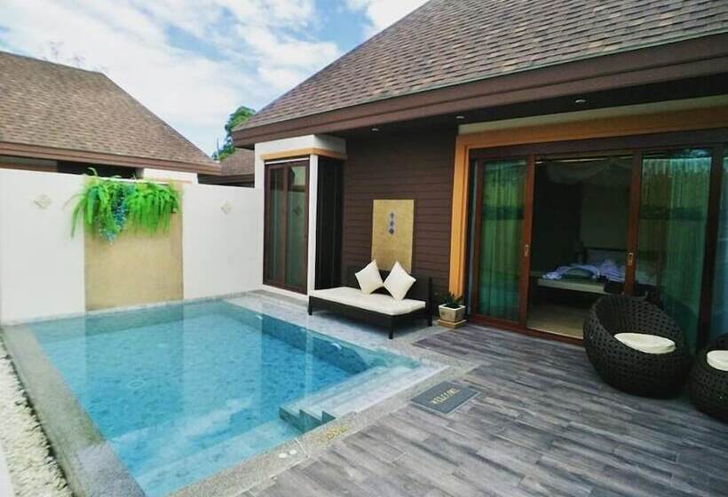 ویلای یک اتاق خوابه با استخر شنا, Triple Tree Beach Resort