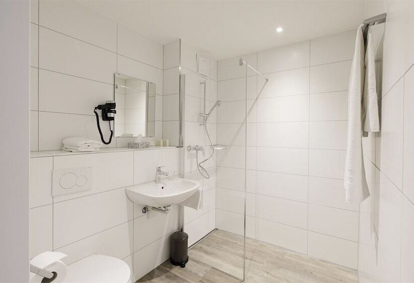Номер Стандарт Трехместный, Work Life Residence Am Bahnhof