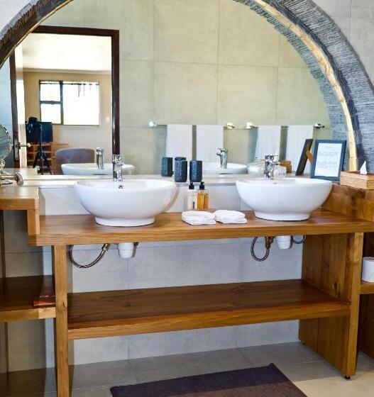 Бунгало Стандарт, Normarie's Guesthouse