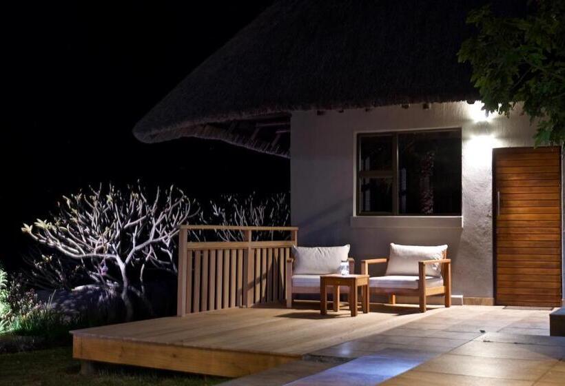 Бунгало Стандарт, Normarie's Guesthouse