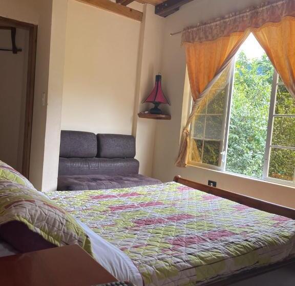 스탠다드 룸, Hostal Casa Cultural Mindo