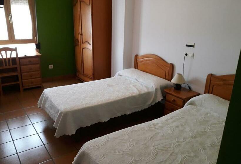 Номер Стандарт, Hostal Ardoi