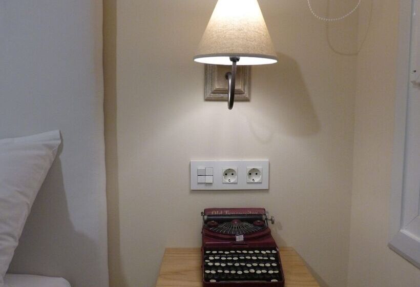 Номер Стандарт, Bilbao Art Lodge Staynnapartments