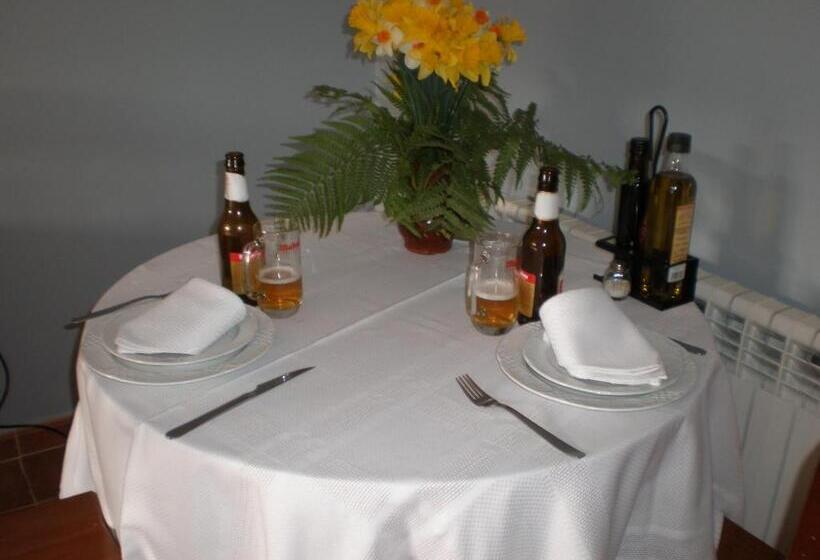 Студио Стандарт с Балконом, Hostal Restaurante Alto Rey