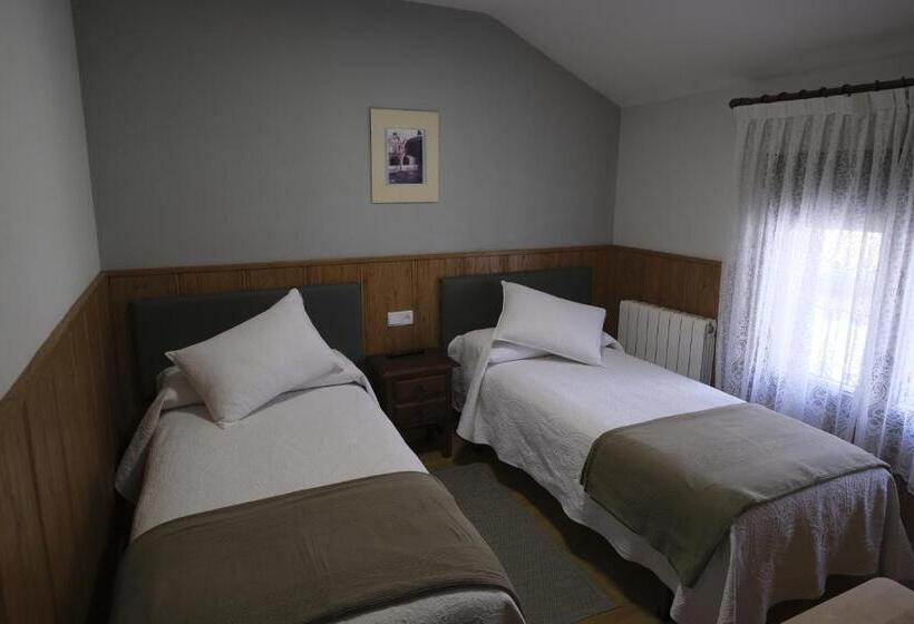 Номер Стандарт, Hostal Restaurante Goya