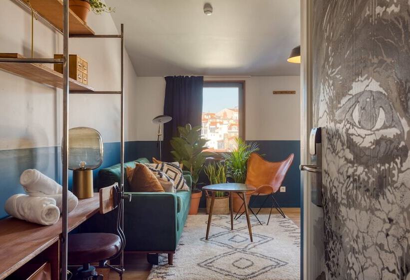 اتاق استاندارد, Selina Secret Garden Lisbon