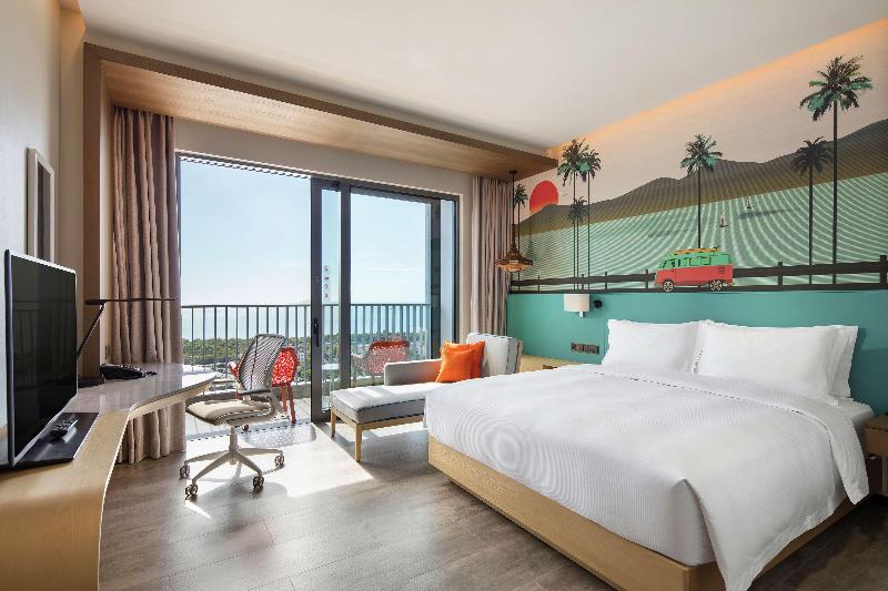 Номер Стандарт Вид на Море, Hilton Garden Inn Sanya