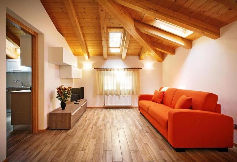 דירת חדר נוף לגינה, Albergo Diffuso Tolmezzo
