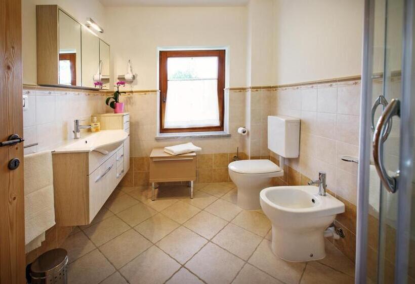 خانه 4 خوابه, Albergo Diffuso Tolmezzo