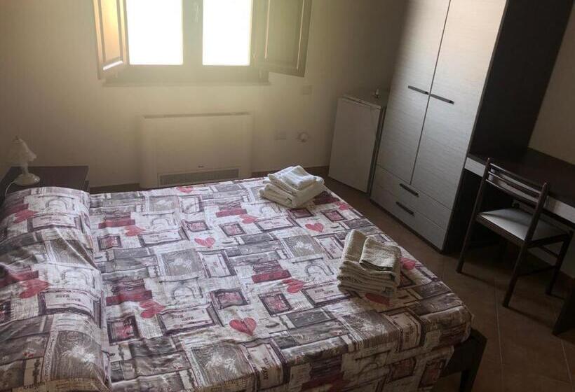 스탠다드 룸 킹사이즈 침대, Agriturismo La Fillirea
