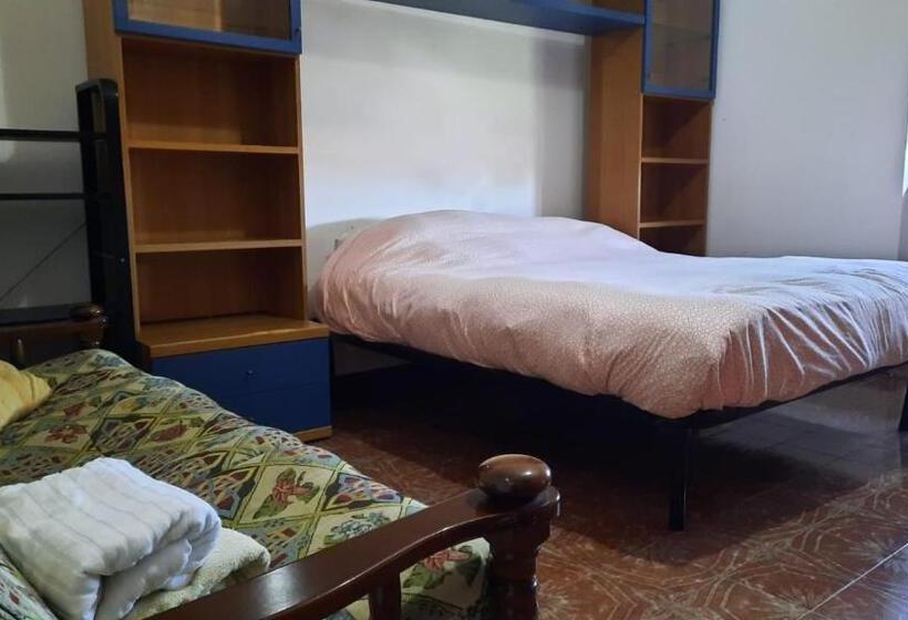 Номер Стандарт, Annie's Home