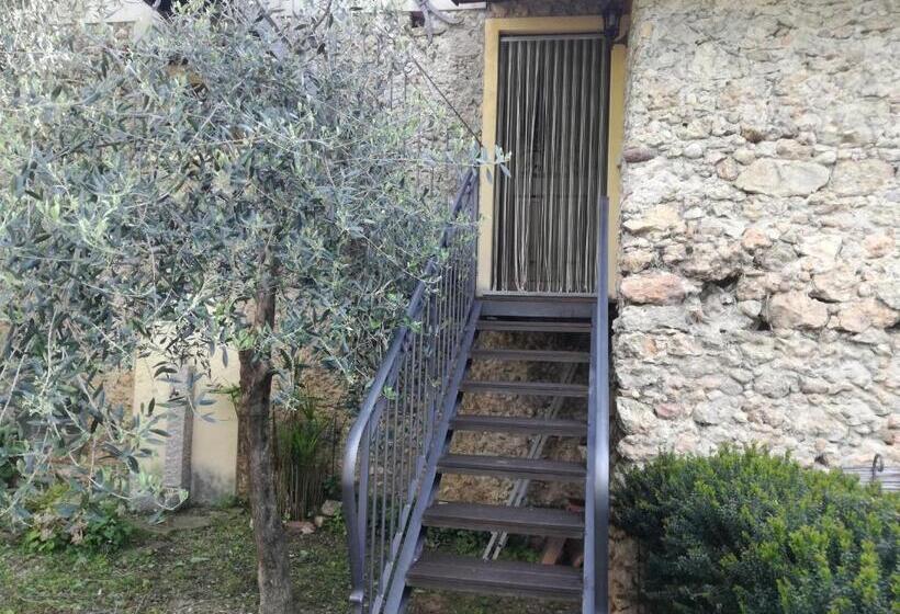 اتاق استاندارد با چشم‌انداز باغ, Locanda Dei Boi