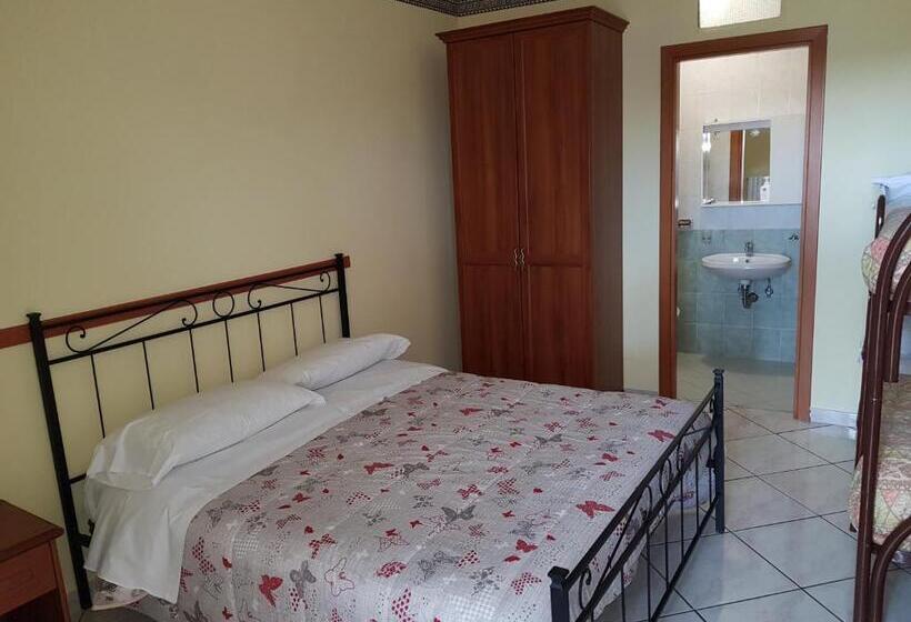 Номер Стандарт Трехместный, Agriturismo La Selva