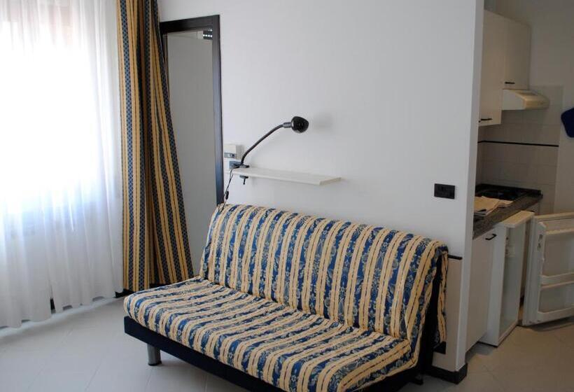 标准工作室, Residence Principi Di Piemonte