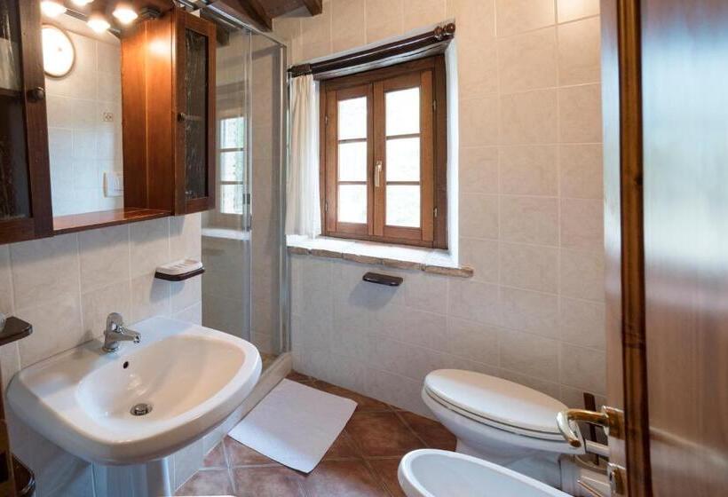 اتاق استاندارد سه نفره, Agriturismo Monte Acuto