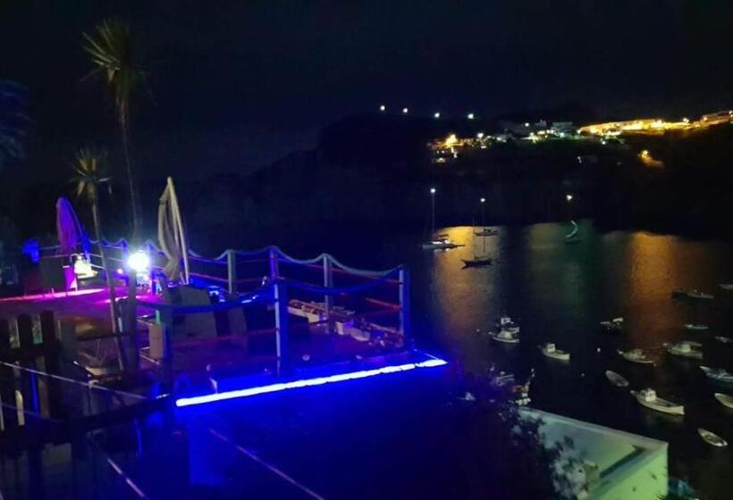 1 Szobás Apartman Terasszal, L'incanto Di Cala Feola