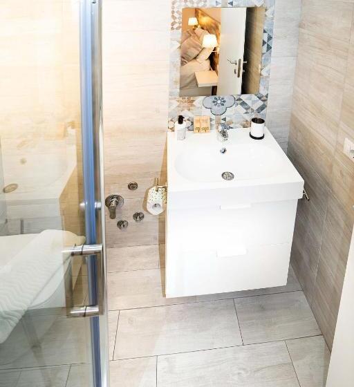 اتاق استاندارد, Taormina Beach House