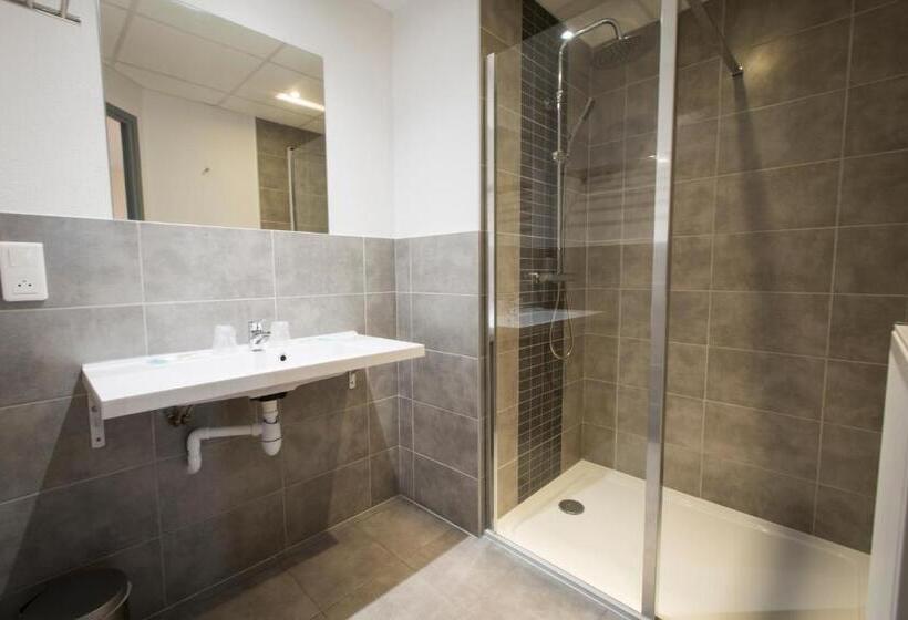 Номер Стандарт, Le Relais Délys