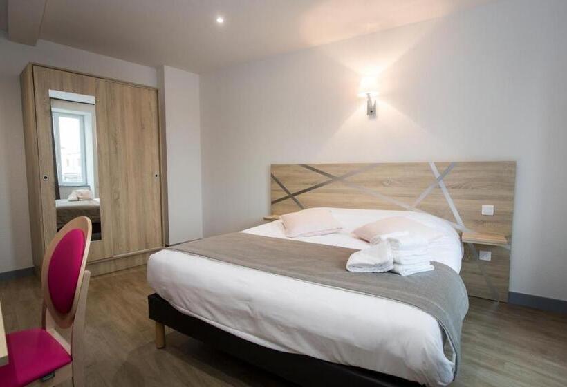 Номер Стандарт, Le Relais Délys