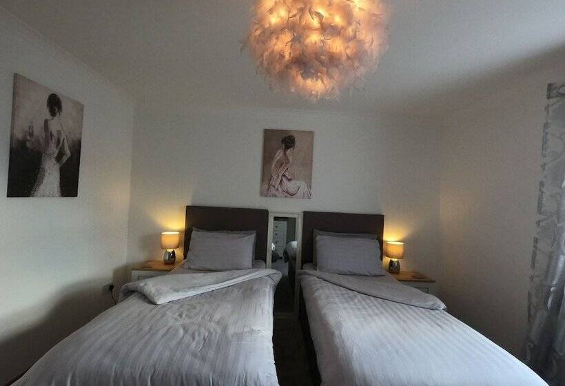 Номер Стандарт, Cribyn Lodge