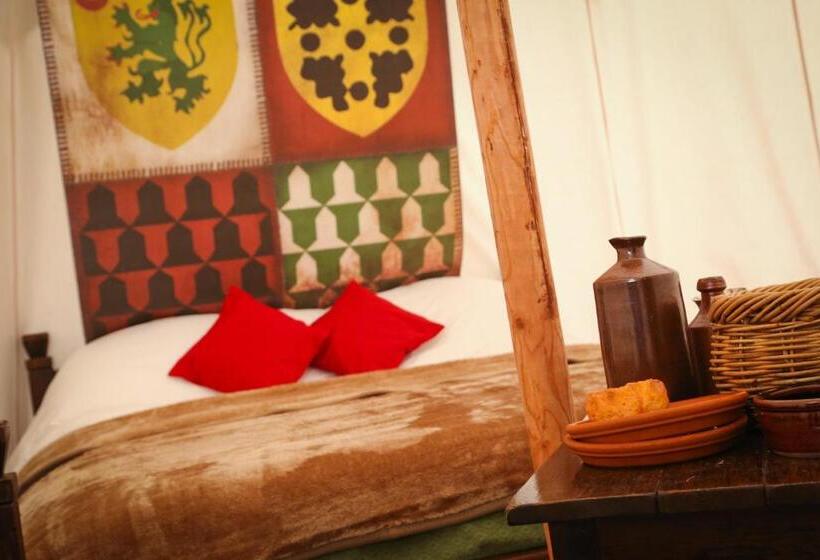 Standard Tent, Warwick Castle Hotel & Knight S Village