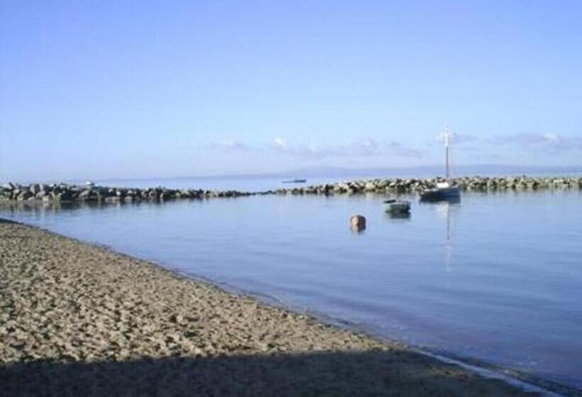 Номер Стандарт Индивидуальный Вид на Море, Craigwell