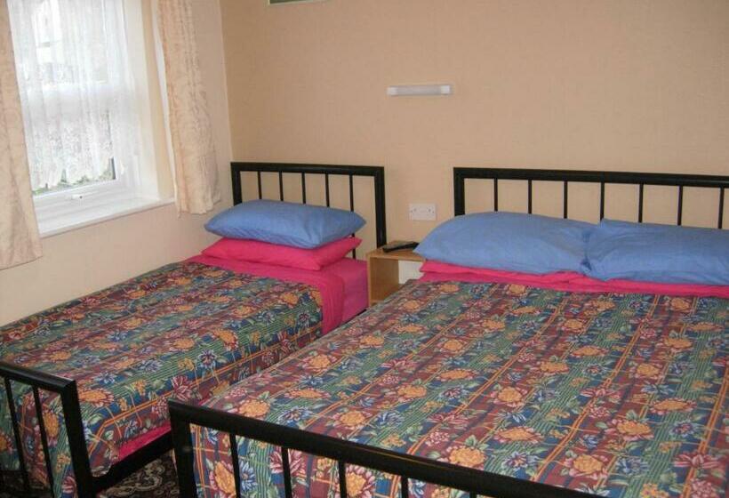 Номер Стандарт Трехместный, Longfield Guest House