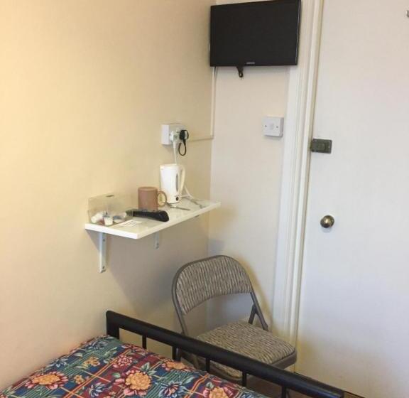 Номер Стандарт Индивидуальный, Longfield Guest House