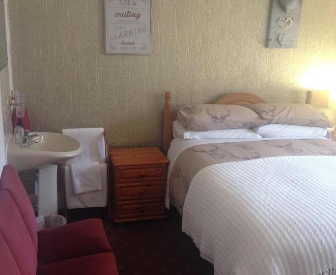 اتاق اکونومی, Tanglin Guest House