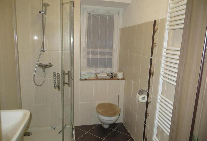 חדר סטנדרט, Ferienwohnung & Zimmervermietung Wolf