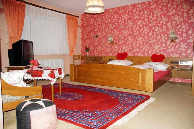 Номер Стандарт, Bayerischer Hof
