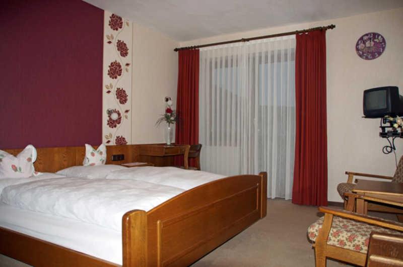 Номер Economy, Bayerischer Hof