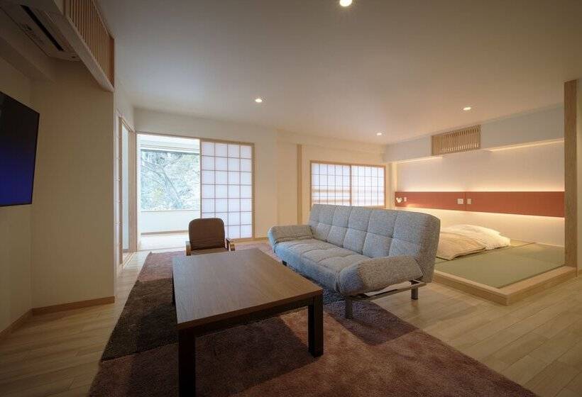 家庭间, Yumori Onsen Hostel