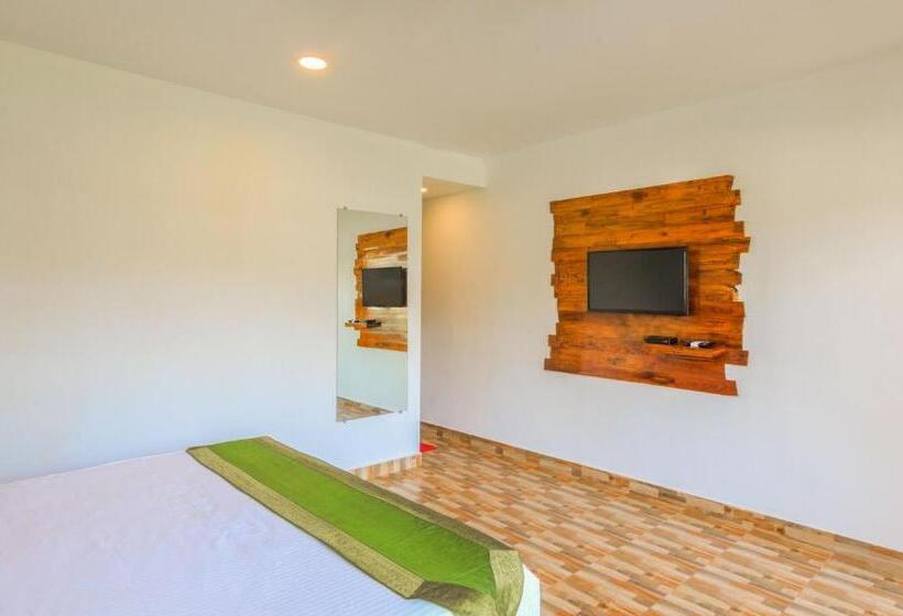 스탠다드 룸, Treebo Lands End Beach Resort Morjim