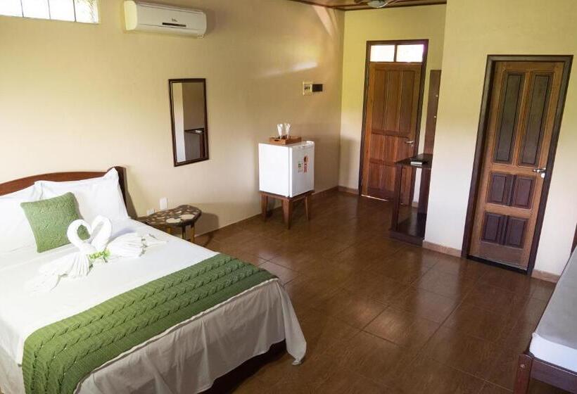 اتاق استاندارد چهار تخته, Amazônia Parksuítes
