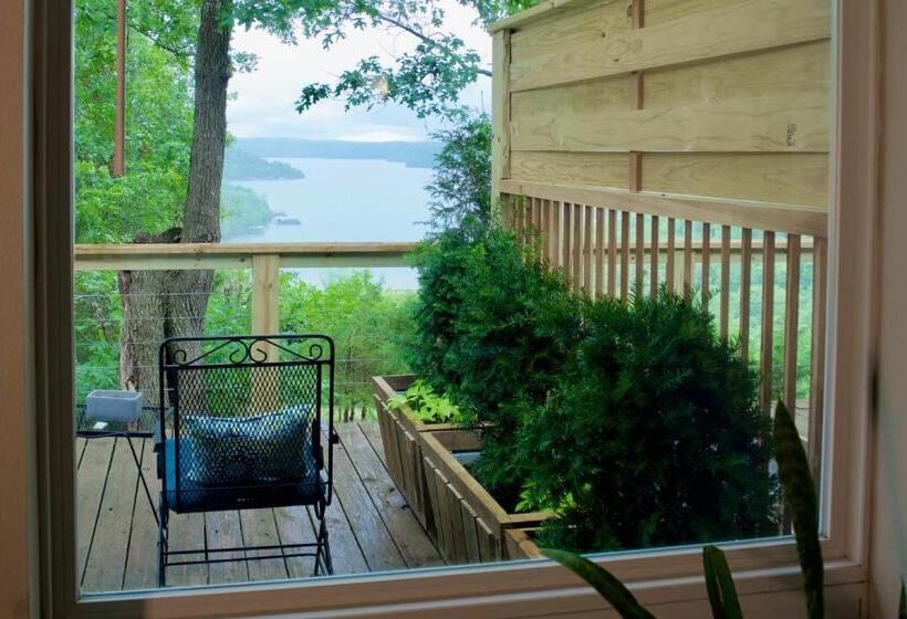חדר דלוקס עם מיטת קינג, Beaver Lake Cottages