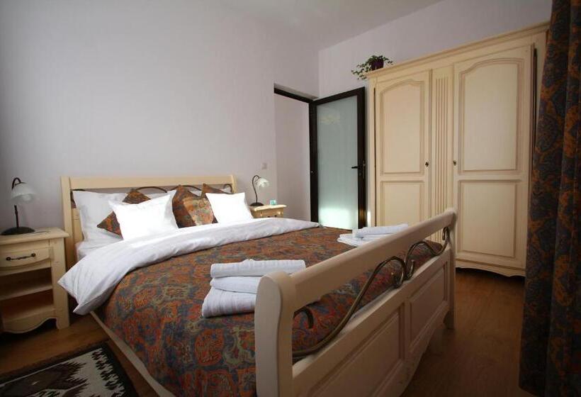 Люкс 2 Спальни, Flora Luxury House