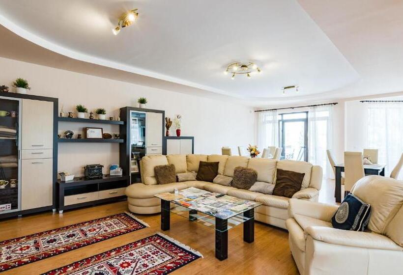Вилла Deluxe 1 Спальня, Flora Luxury House